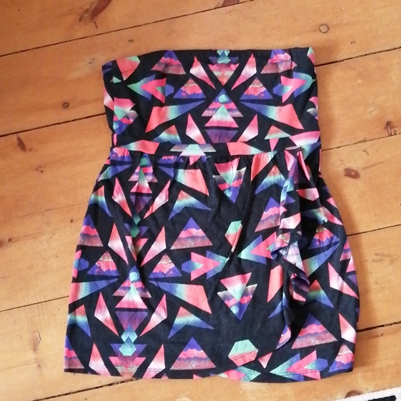 2/$20 Volcom strapless dress - Picture 3 of 8